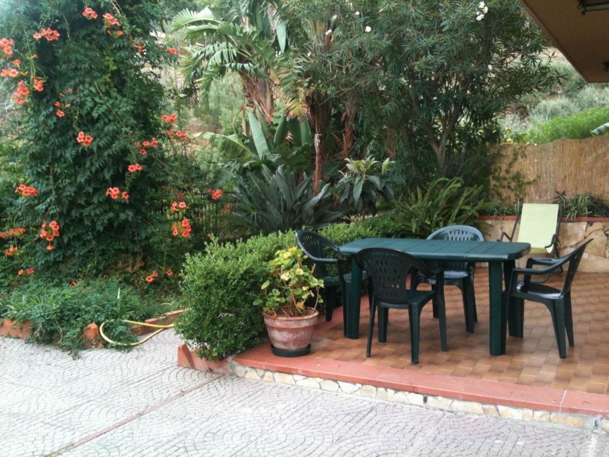 Stanza In Villa Con Giardino Vista Mare Cefalù Eksteriør billede