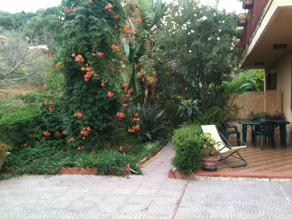 Stanza In Villa Con Giardino Vista Mare Cefalù Eksteriør billede