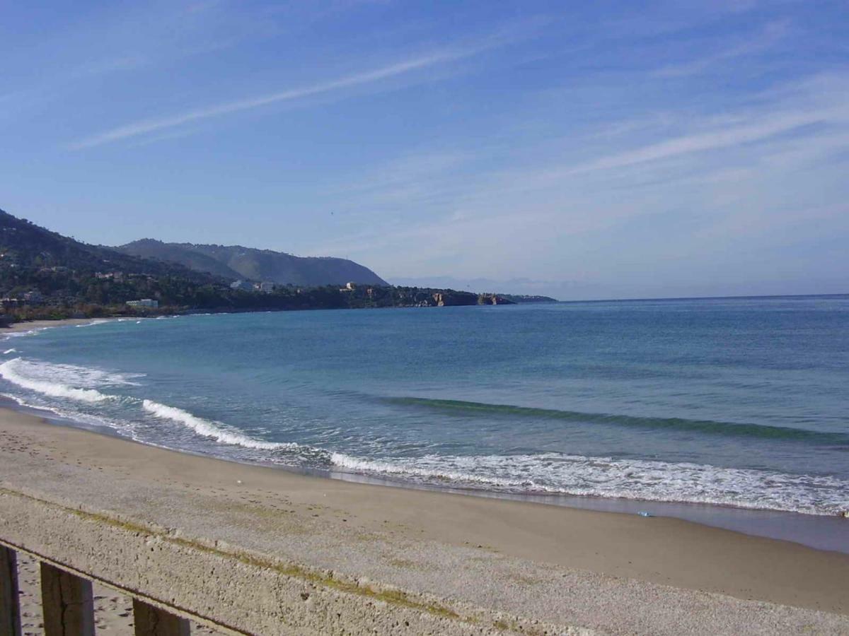 Stanza In Villa Con Giardino Vista Mare Cefalù Eksteriør billede