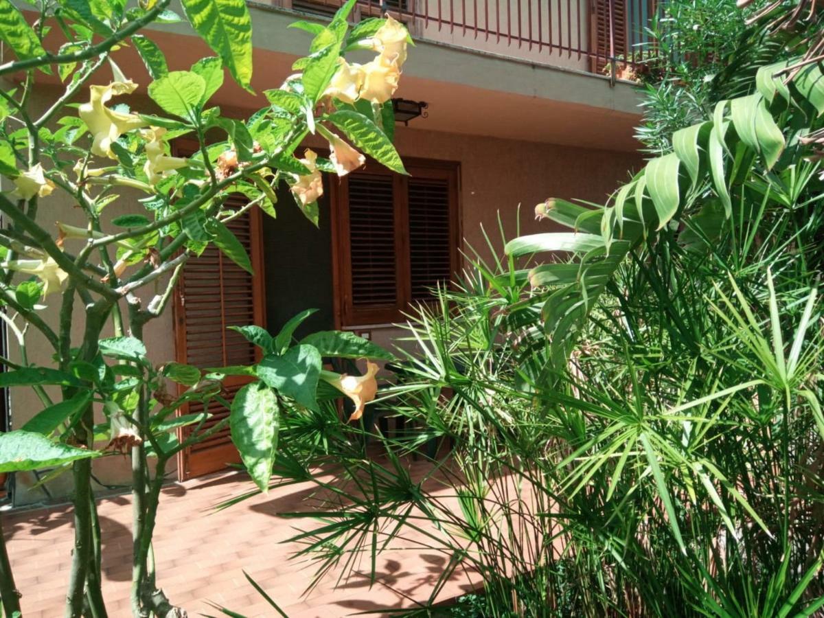 Stanza In Villa Con Giardino Vista Mare Cefalù Eksteriør billede