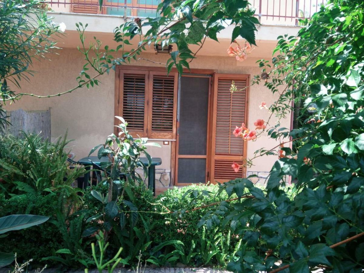 Stanza In Villa Con Giardino Vista Mare Cefalù Eksteriør billede